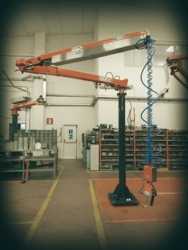 ATISacer 80 manipulator with standard hook