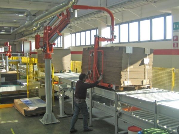 Cardboard sheets packaging - Pneumatic Manipulator ATIS