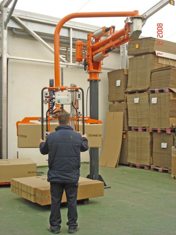 Clamp for cardboard boxes - Pneumatic Manipulator ATIS