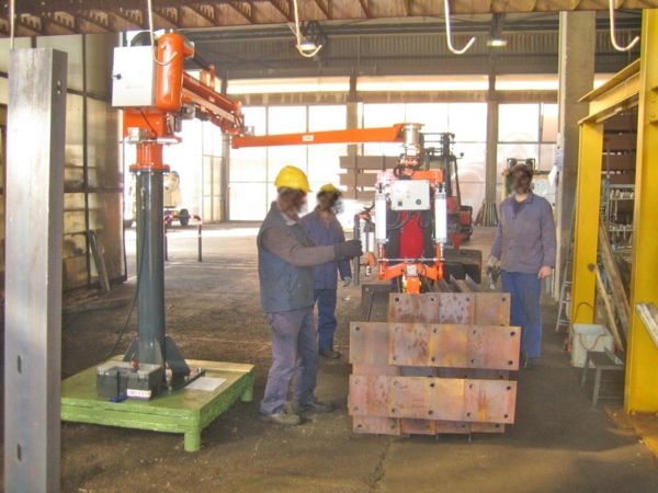 Galvanizing - Pneumatic Manipulator ATIS