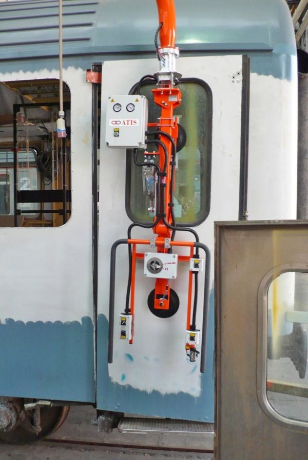 Mantenimiento trenes - Manipulador neumático ATIS