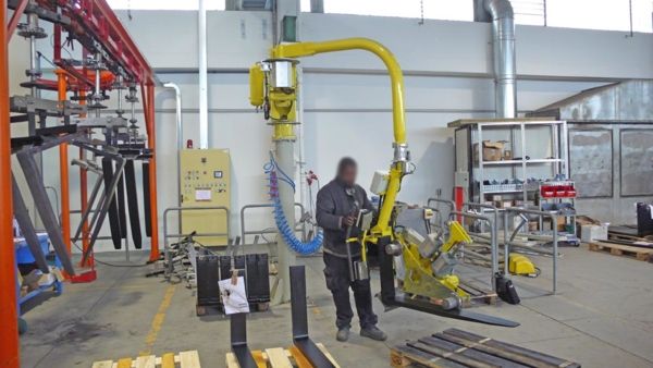 ATISmirus 300 - Fork of forklifts - Pneumatic Manipulator ATIS