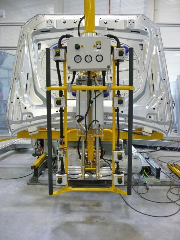 Bonnets - Pneumatic Manipulator ATIS