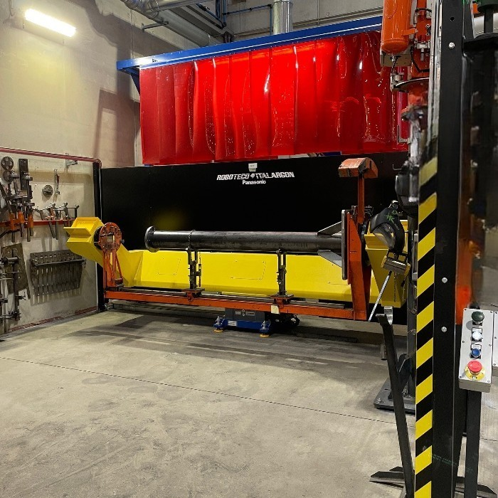 ROBOT SALDATURA (2)