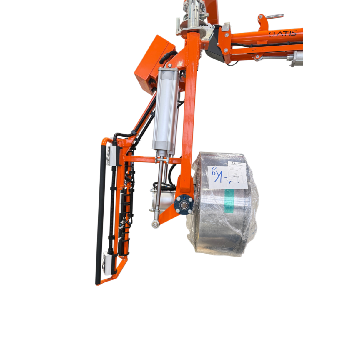 Pneumatic manipulator for rolls